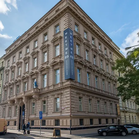 Meetme23 Hotel 3*